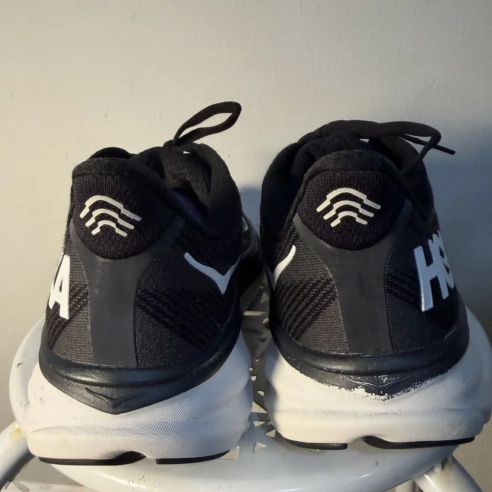 Size 10 B Women's HOKA Clifton 9 Running Shoes 1127896-BWHT Black/White